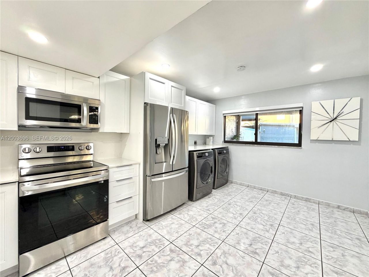 8155 W 9th Ct , Hialeah, FL 33014 Photo