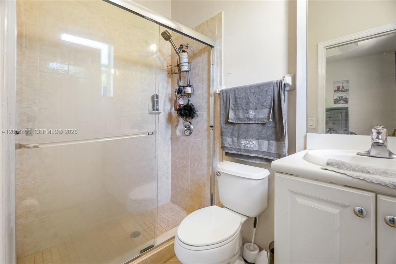 3065 SE 1st Dr , Unit 6, Homestead, FL 33033 Photo