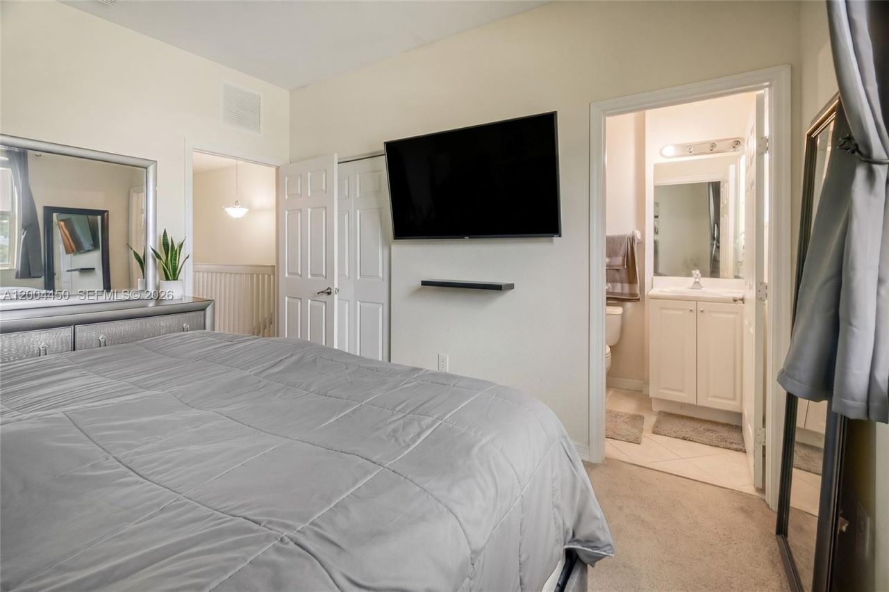 3065 SE 1st Dr , Unit 6, Homestead, FL 33033 Photo