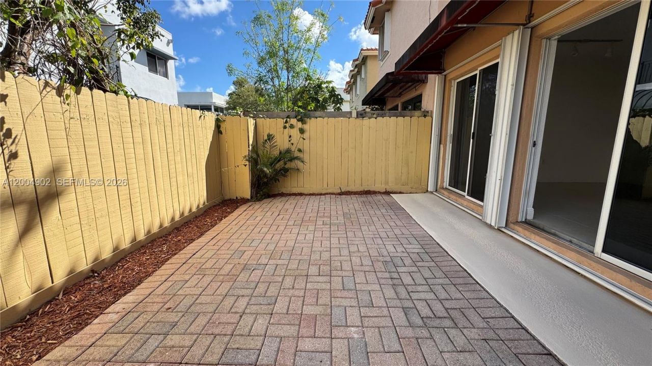 9465 SW 77th Ct, Unit -, Miami, FL 33156 Photo