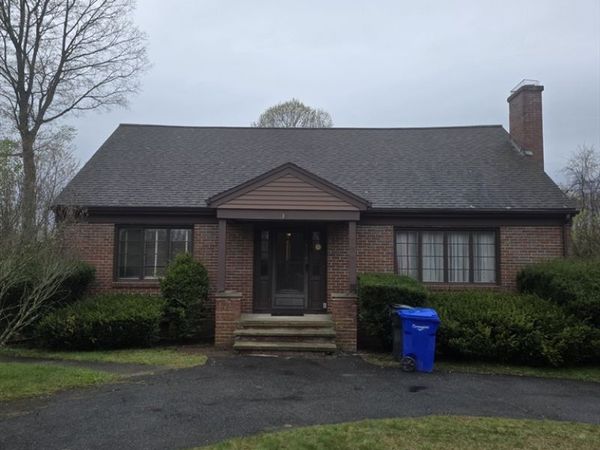 30 Woodcrest Road, Springfield, MA 01129