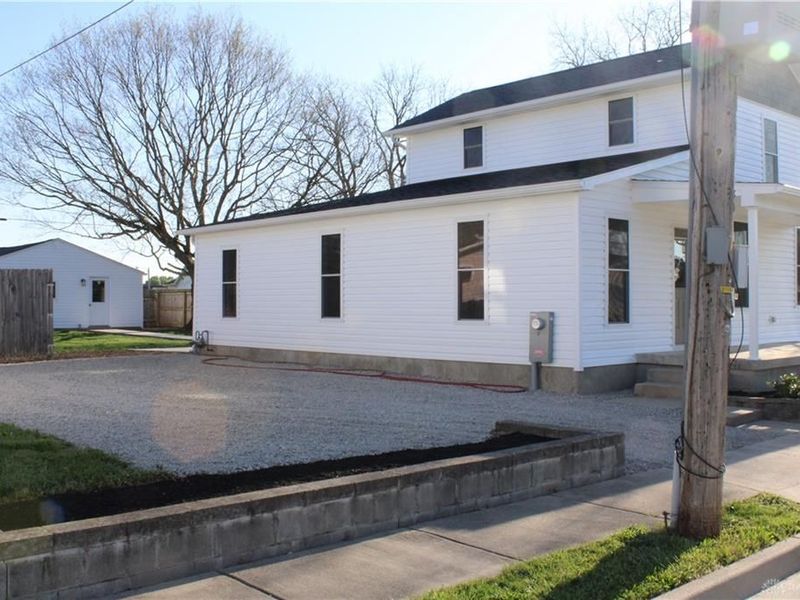 318 E Main Street, Bradford, OH 45308 Photo 3