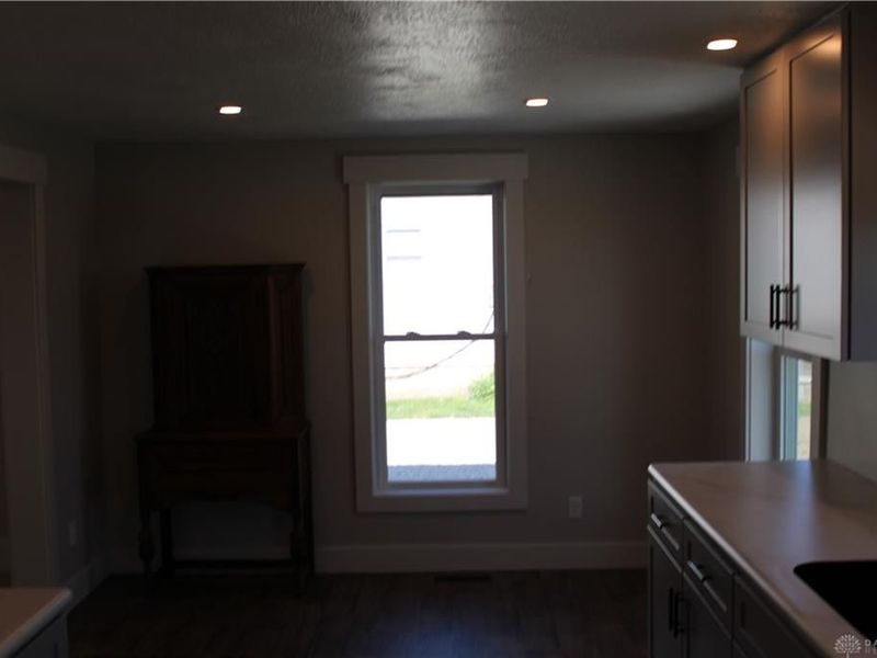 318 E Main Street, Bradford, OH 45308 Photo 31