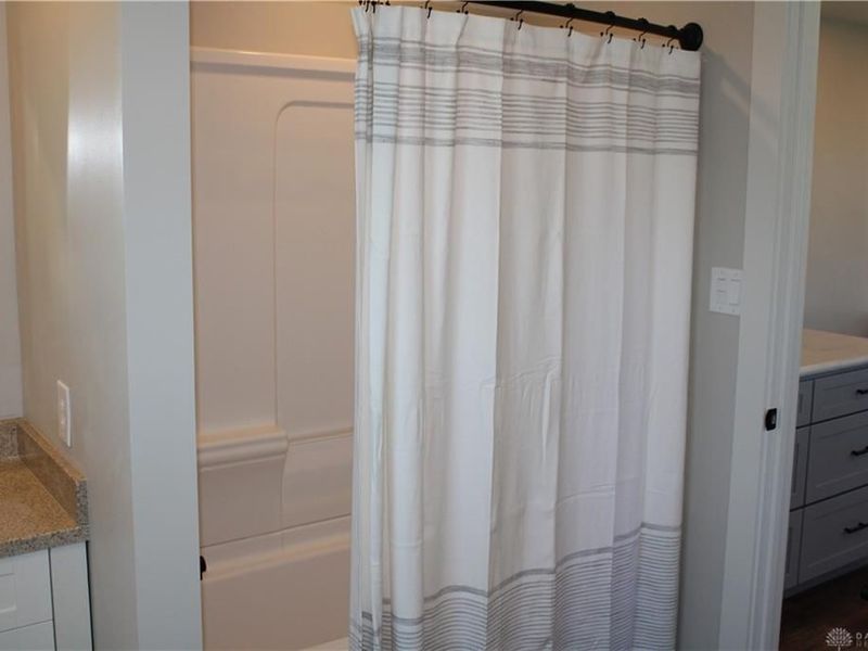 318 E Main Street, Bradford, OH 45308 Photo 37