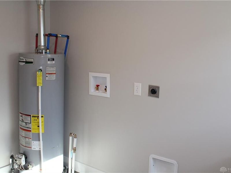 318 E Main Street, Bradford, OH 45308 Photo 38