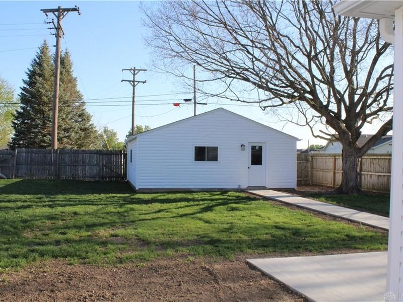 318 E Main Street, Bradford, OH 45308 Photo 5