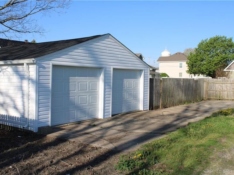 318 E Main Street, Bradford, OH 45308 Photo 9