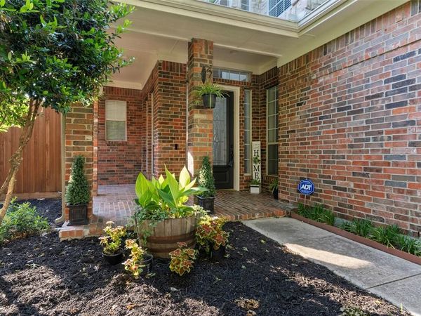 4405 Meadowcove Drive, Rowlett, TX 75088