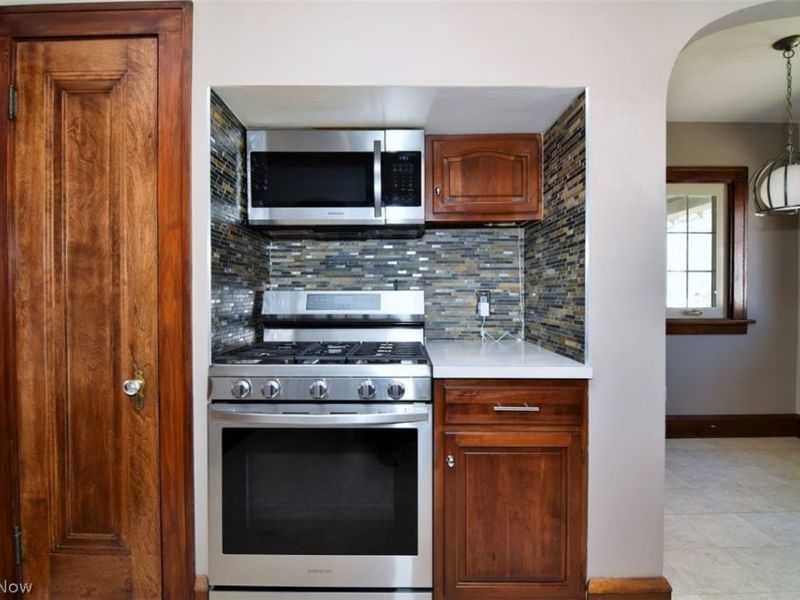 6222 Brookside Drive, Cleveland, OH 44144 Photo 15