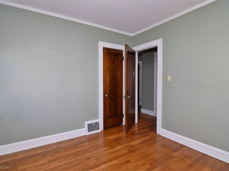 6222 Brookside Drive, Cleveland, OH 44144 Photo 26