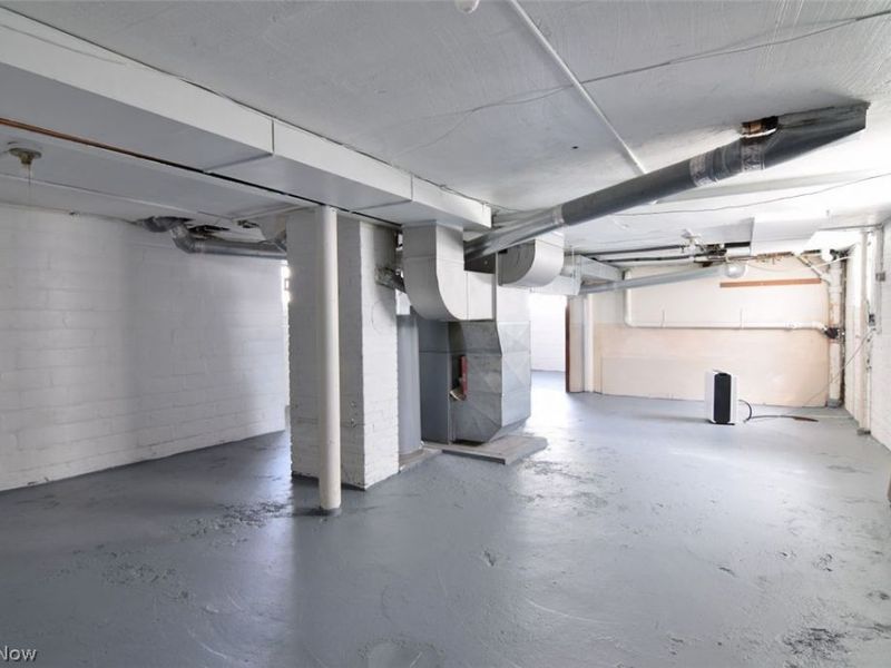 6222 Brookside Drive, Cleveland, OH 44144 Photo 36