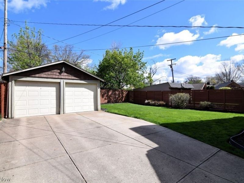 6222 Brookside Drive, Cleveland, OH 44144 Photo 39