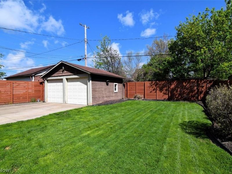 6222 Brookside Drive, Cleveland, OH 44144 Photo 40