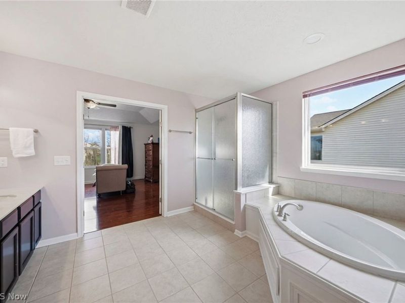 18229 Clare Court, Strongsville, OH 44149 Photo 25