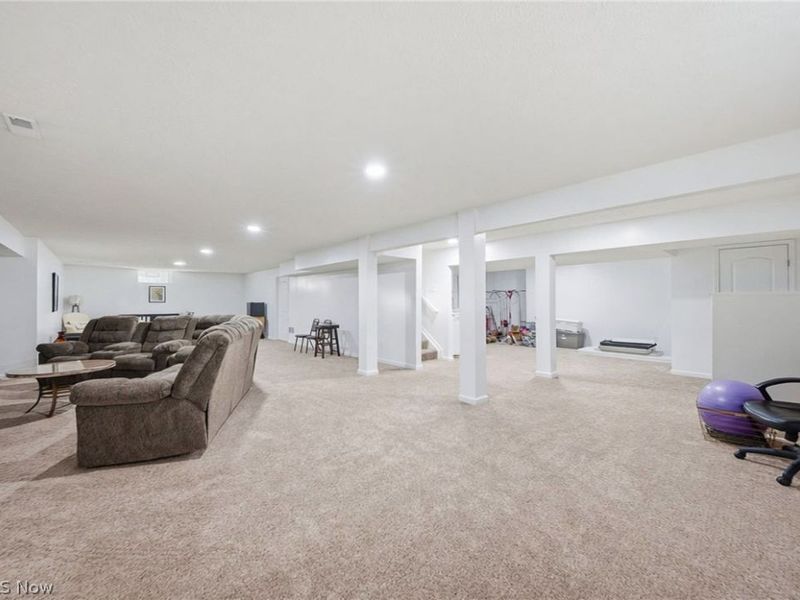 18229 Clare Court, Strongsville, OH 44149 Photo 35