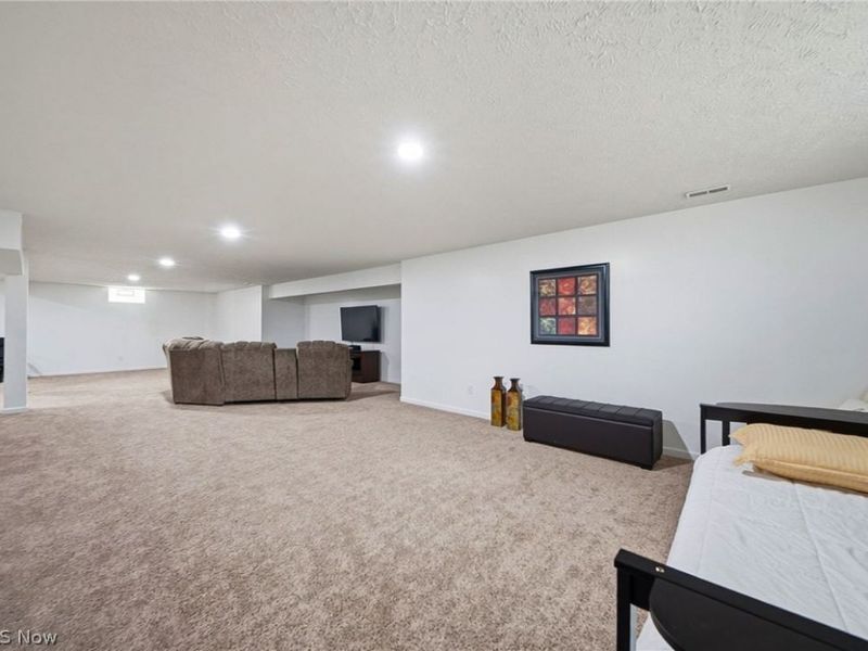 18229 Clare Court, Strongsville, OH 44149 Photo 36