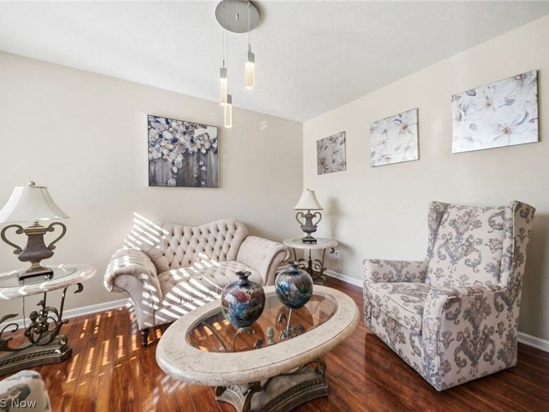 18229 Clare Court, Strongsville, OH 44149 Photo 4