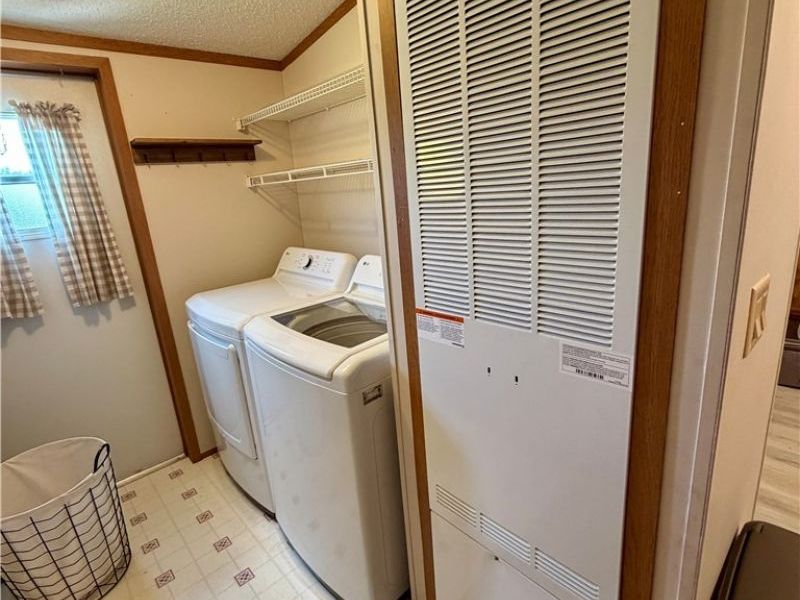 4325 Woodale Avenue SE, Minerva, OH 44657 Photo 6