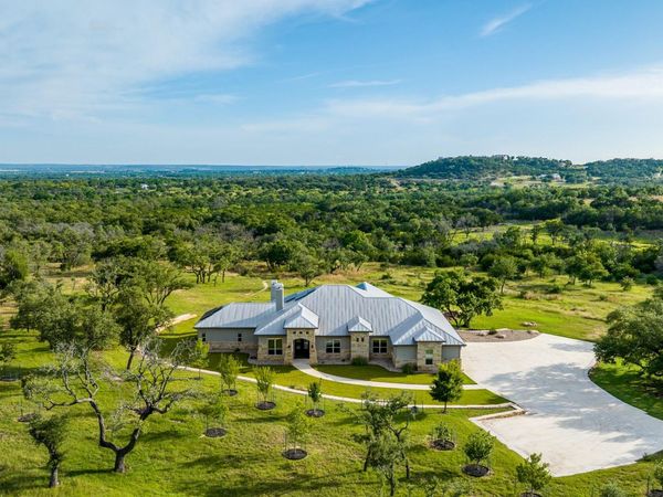 273 Admiral Heights BLVD , Fredericksburg, TX 78624