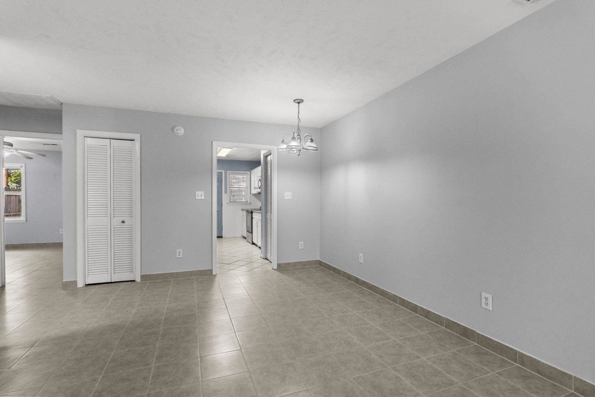6504 Wildwood Trail Photo 12