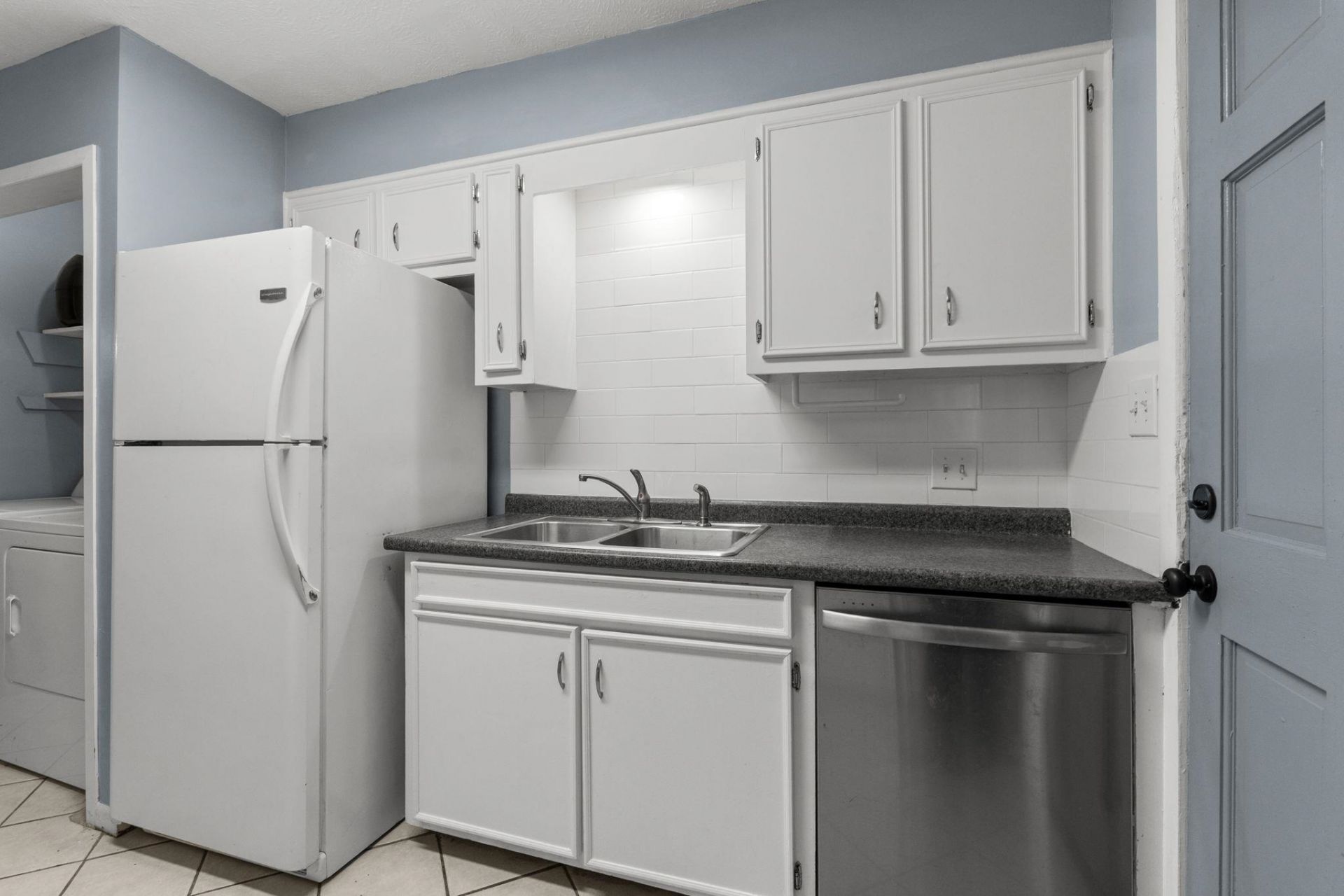 6504 Wildwood Trail  Photo 14