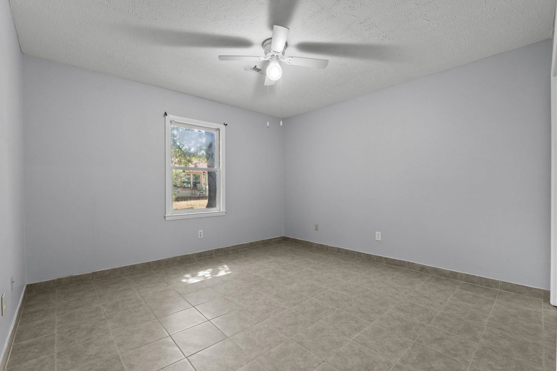 6504 Wildwood Trail  Photo 26