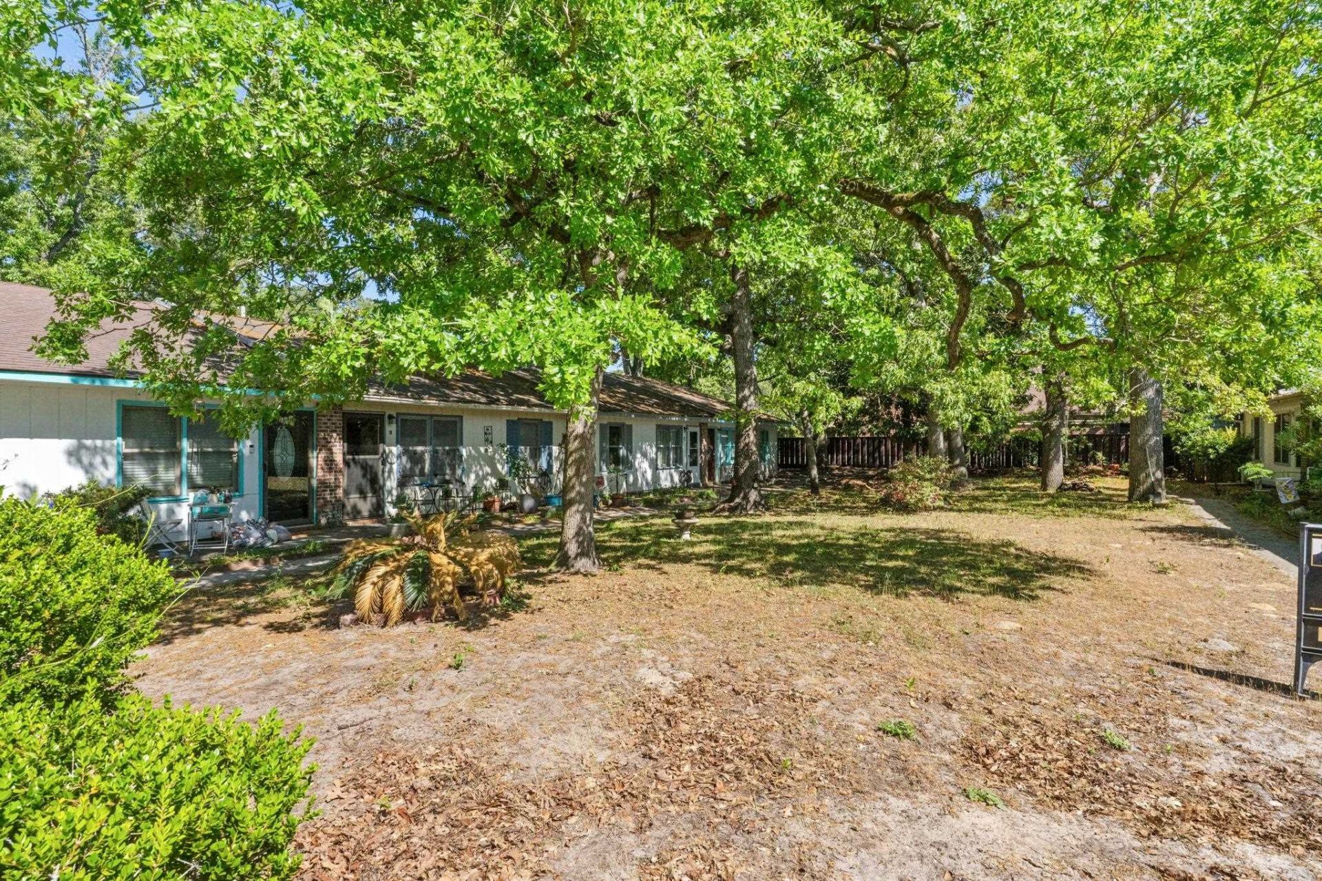 6504 Wildwood Trail Photo 38