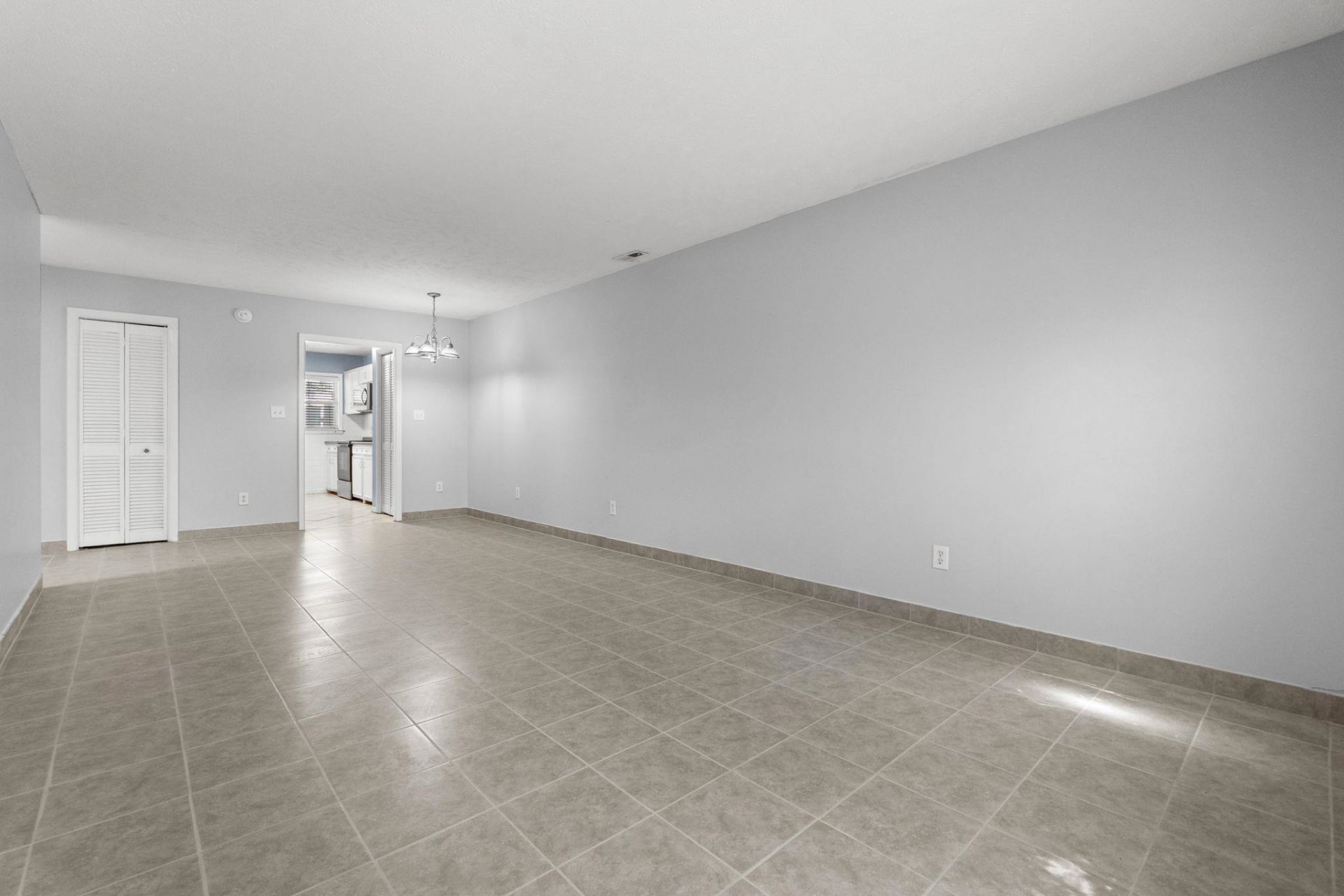 6504 Wildwood Trail Photo 6