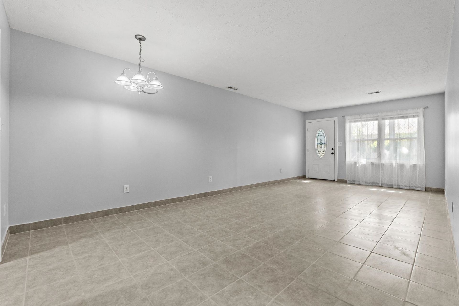 6504 Wildwood Trail Photo 8