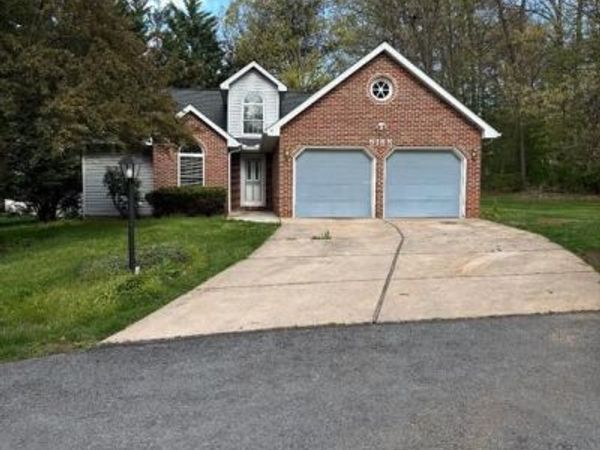 6188 GREENBRIAR LANE , FAYETTEVILLE, PA 17222