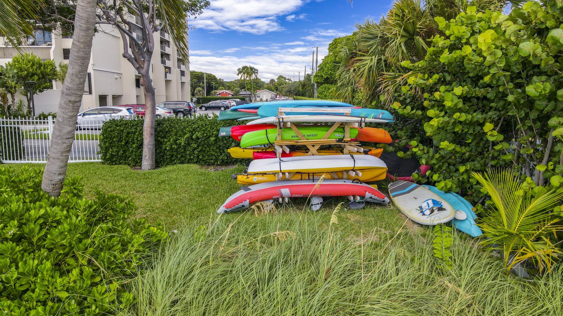 5600 N Flagler Drive, Unit Ph103, West Palm Beach, FL 33407 Photo