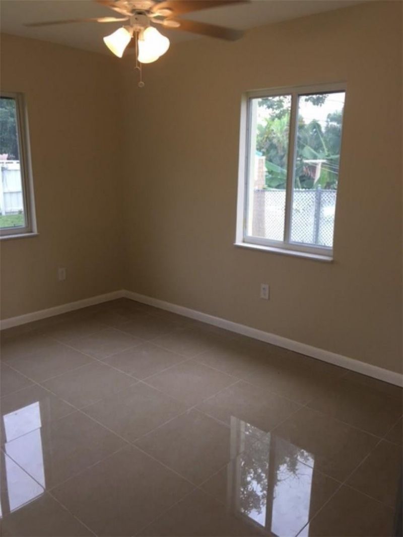 1829 NE 175th Street, North Miami Beach, FL 33162 Photo