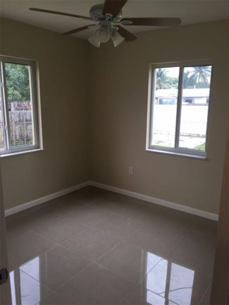 1829 NE 175th Street, North Miami Beach, FL 33162 Photo