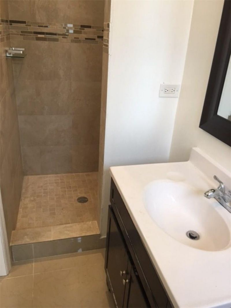 1829 NE 175th Street, North Miami Beach, FL 33162 Photo