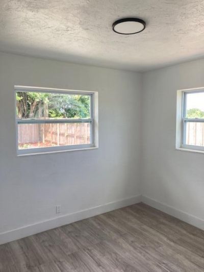 341 SW 15th Street, Deerfield Beach, FL 33441 Photo
