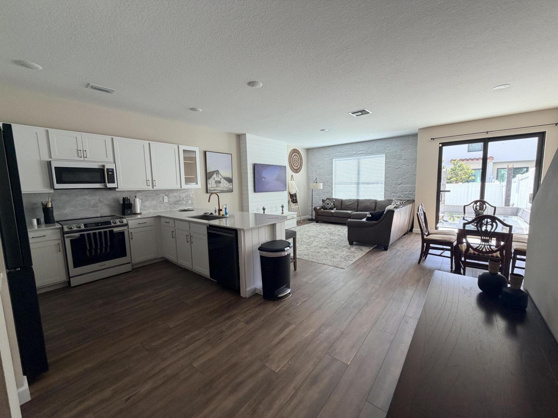 4311 Bradbury Court, Riviera Beach, FL 33410 Photo