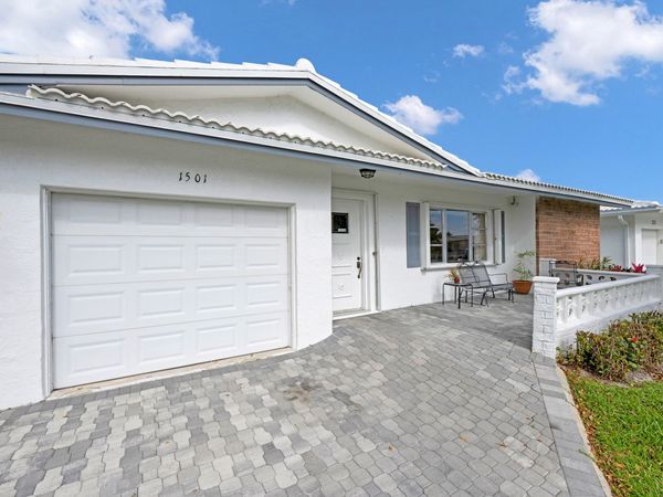 1501 NW 87th Lane, Plantation, FL 33322