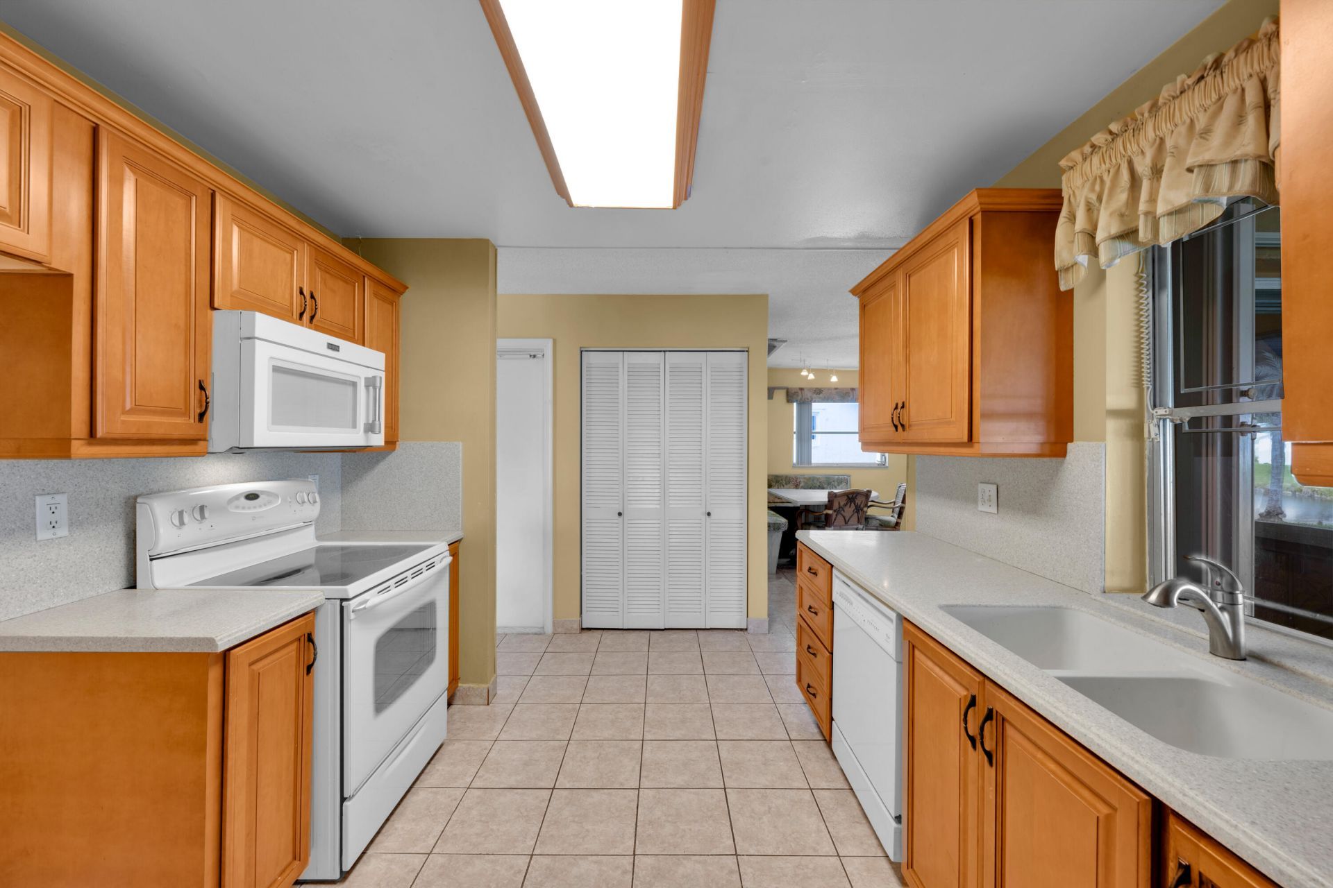 1501 NW 87th Lane, Plantation, FL 33322 Photo