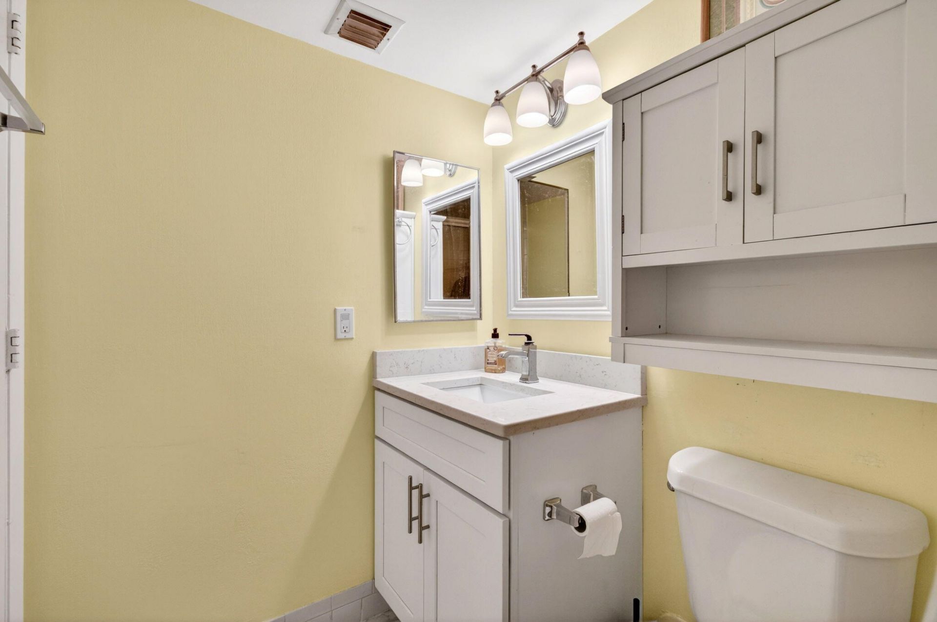 18 Willowbrook Lane, Unit 103, Delray Beach, FL 33446 Photo