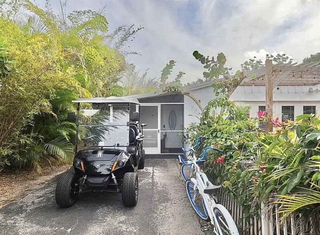 250 NE 13th Street, Delray Beach, FL 33444 Photo
