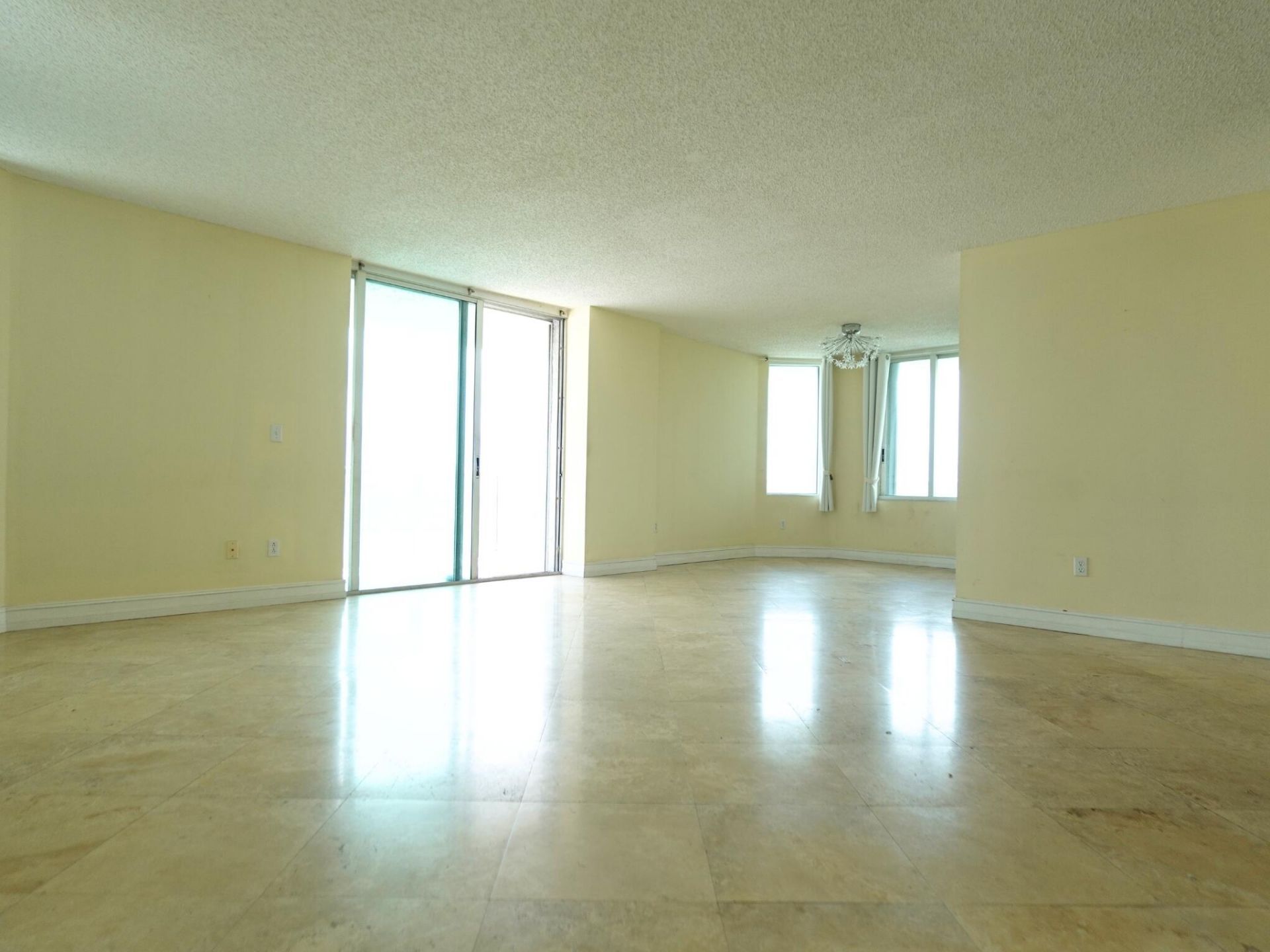 5900 Collins Avenue, Unit 601, Miami Beach, FL 33140 Photo