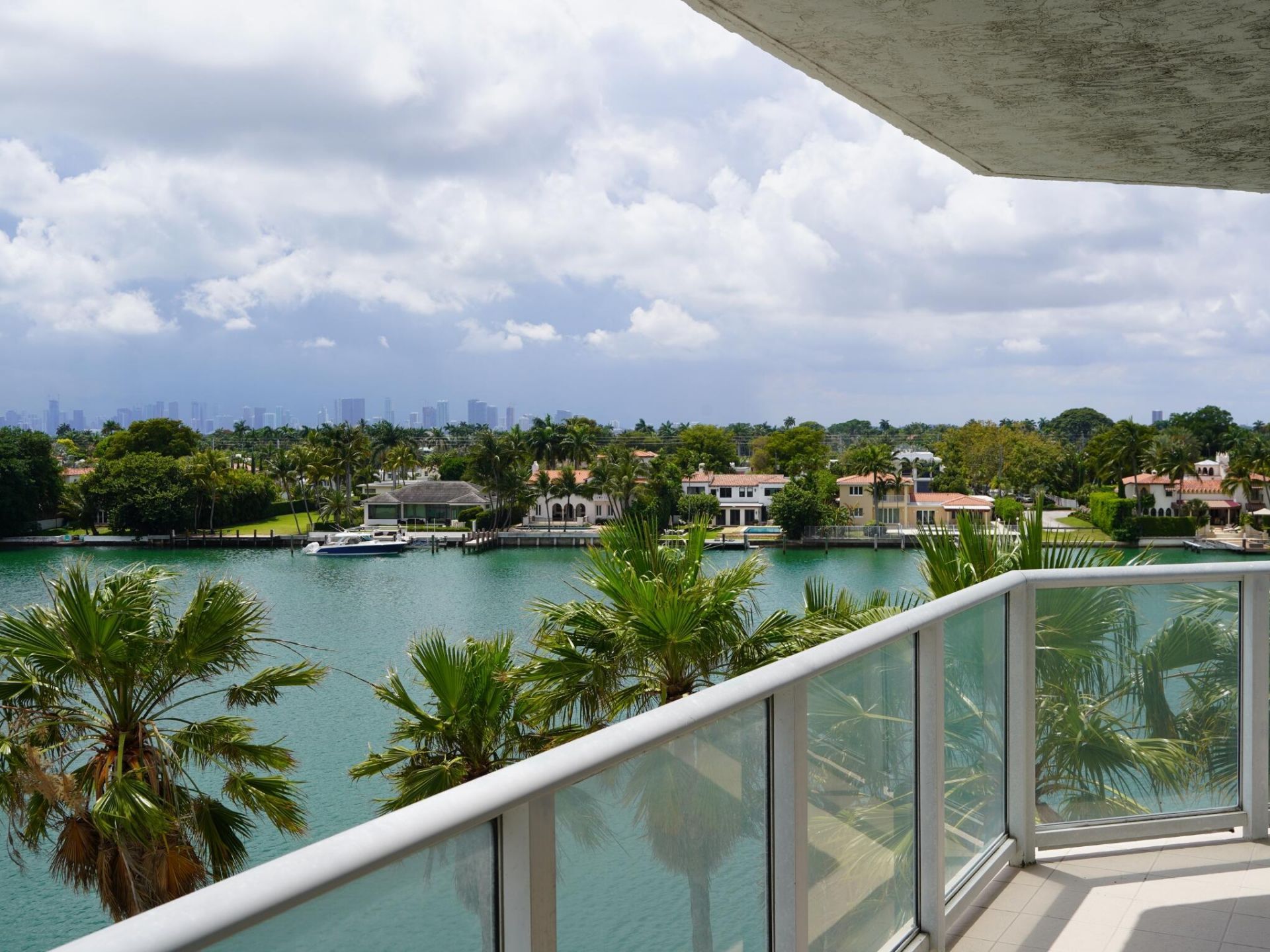 5900 Collins Avenue, Unit 601, Miami Beach, FL 33140 Photo