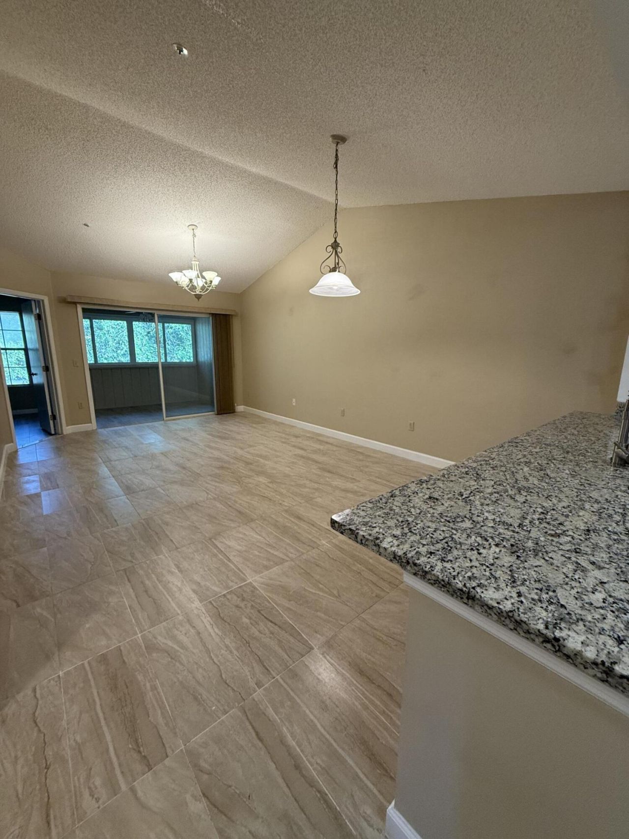 683 Post Oak Circle, Unit 105, Altamonte Springs, FL 32701 Photo