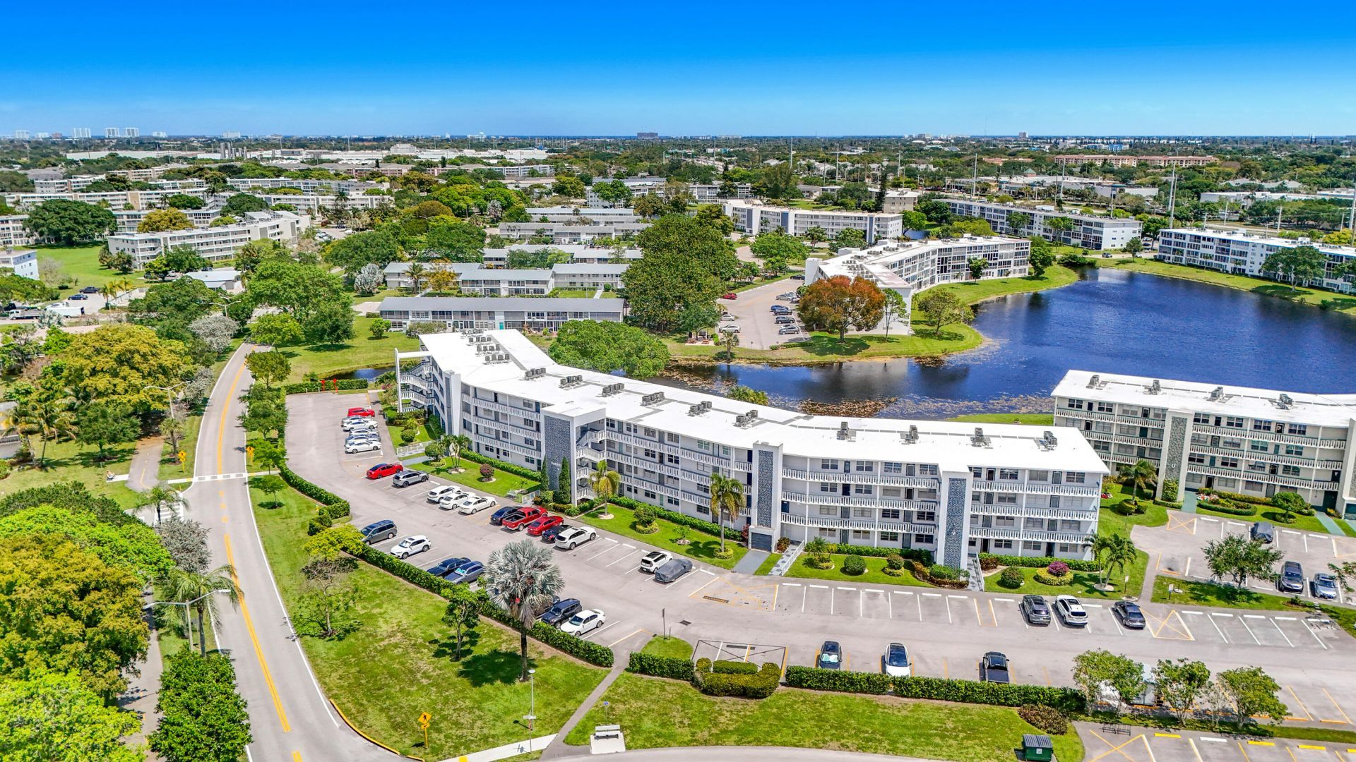 2114 Oakridge V, Deerfield Beach, FL 33442 Photo