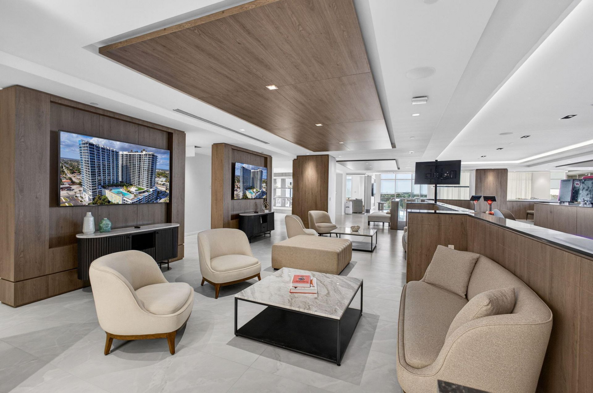 220 Lake Shore Drive, Unit 605, Lake Park, FL 33403 Photo