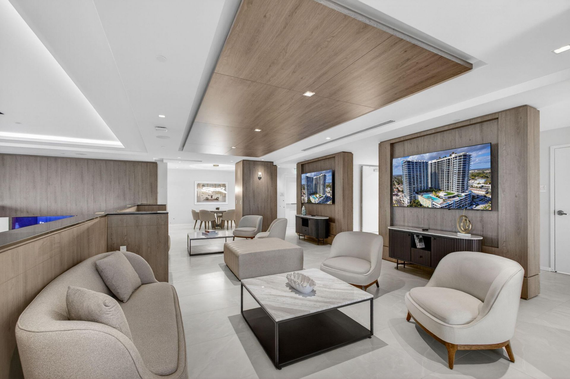 220 Lake Shore Drive, Unit 605, Lake Park, FL 33403 Photo