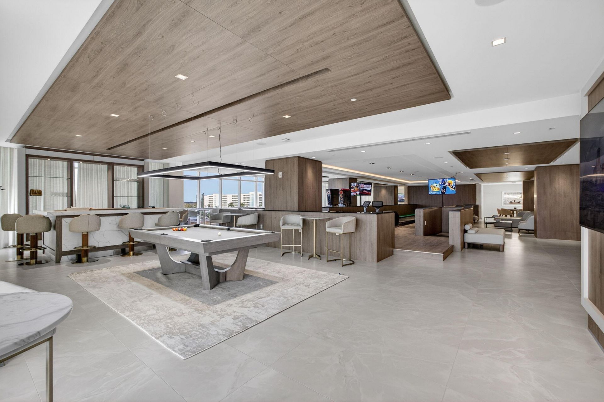 220 Lake Shore Drive, Unit 605, Lake Park, FL 33403 Photo