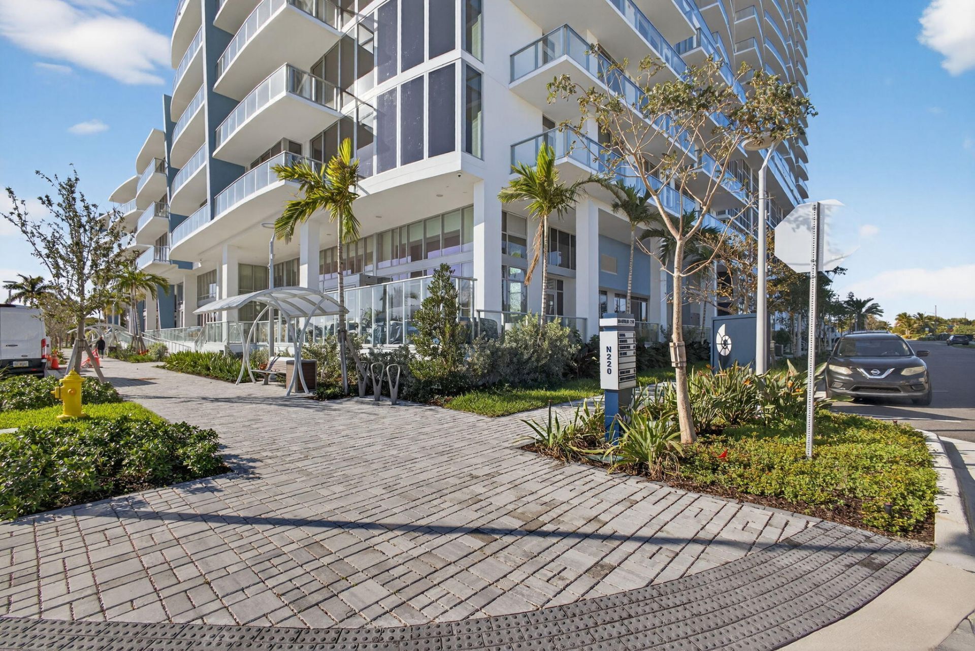 220 Lake Shore Drive, Unit 605, Lake Park, FL 33403 Photo