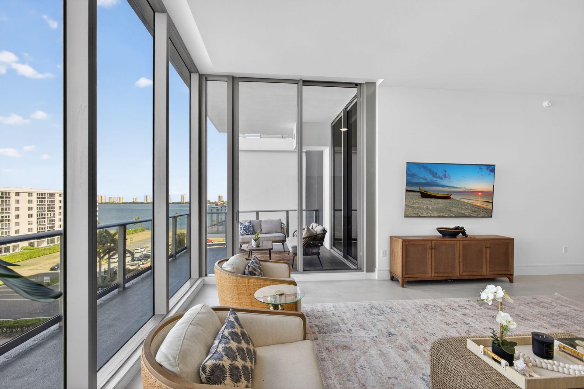 220 Lake Shore Drive, Unit 605, Lake Park, FL 33403 Photo