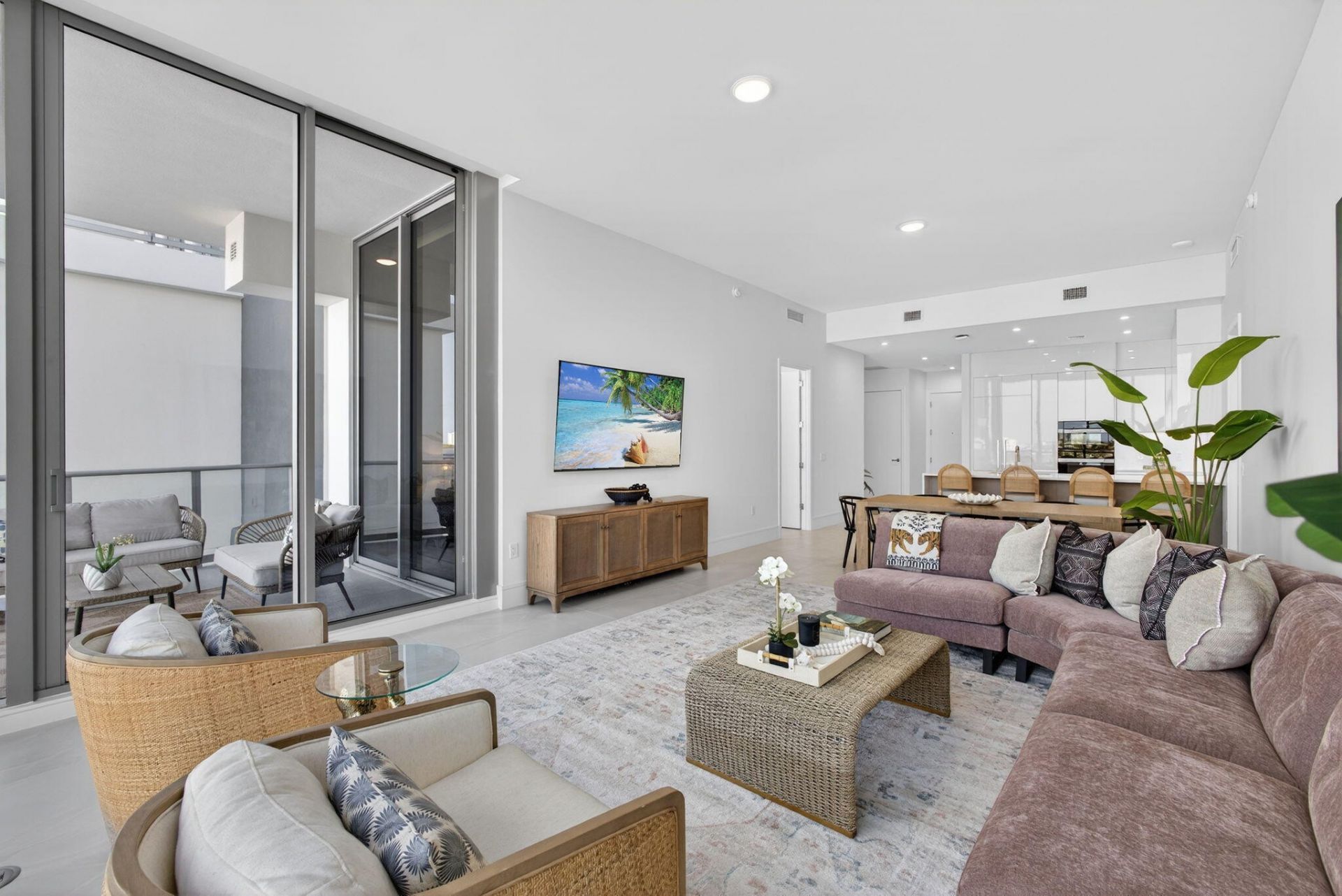 220 Lake Shore Drive, Unit 605, Lake Park, FL 33403 Photo